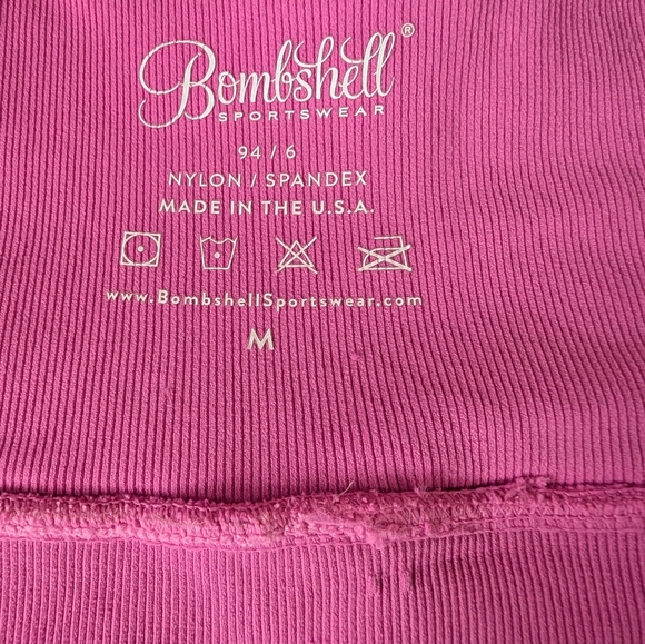 DAMAGED Bombshell Sportswear Hot Pink Snap Seamless Sports Bra - Picture 4 of 7